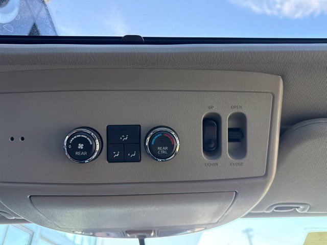 Used 2014 Nissan Armada Platinum AWD/4WD image 26
