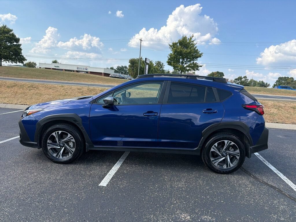 Used 2024 Subaru Crosstrek 2.0i Premium AWD/4WD image 7