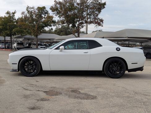 Used 2018 Dodge Challenger T/A image 7