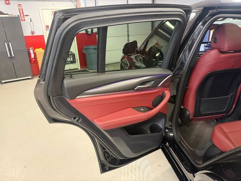 Used 2023 BMW X4 xDrive30i w/ M Sport Package image 35