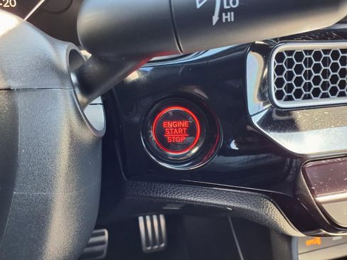 Used 2025 Honda Civic Sport image 11