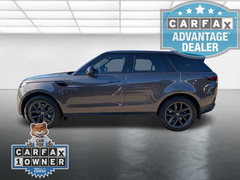 Used 2025 Land Rover Range Rover Sport SE AWD/4WD image 28