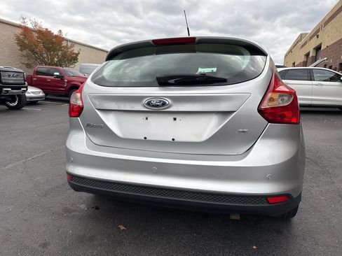 Used 2014 Ford Focus SE w/ SE Winter Package image 18