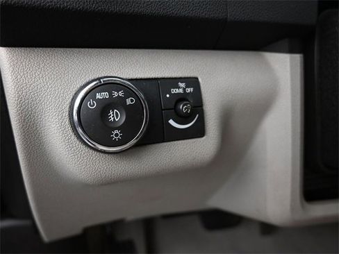 Used 2012 GMC Acadia SLE image 26