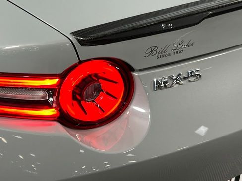 Used 2024 MAZDA MX-5 Miata RF Grand Touring image 14