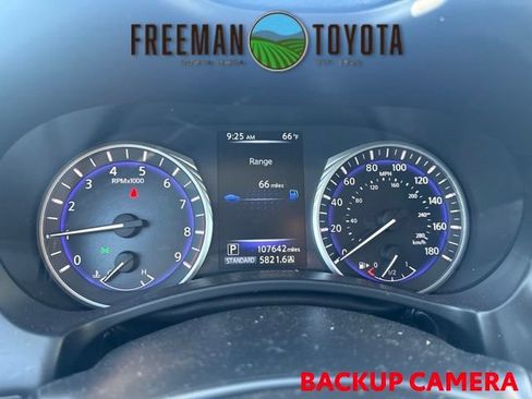 Used 2015 INFINITI Q50 Premium w/ Navigation Package RWD image 8