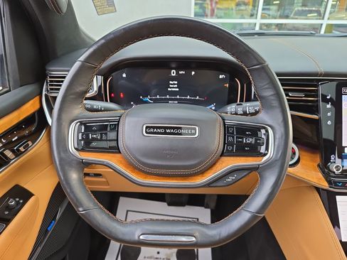 Used 2022 Jeep Grand Wagoneer Series III w/ HD Trailer Tow Package image 21