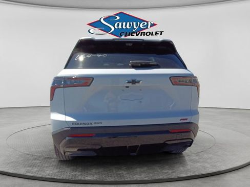 New 2026 Chevrolet Equinox RS w/ Convenience Package III AWD/4WD image 4