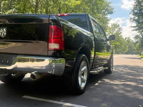 Used 2015 RAM 1500 Express RWD image 5