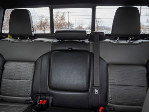 Used 2024 Chevrolet Silverado 1500 ZR2 w/ Technology Package image 25