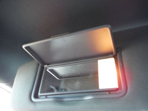 Used 2023 Honda Pilot TrailSport image 33