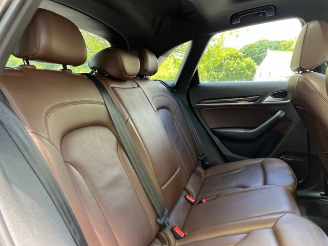 Used 2016 Audi Q3 2.0T Prestige w/ Prestige Package AWD/4WD image 19