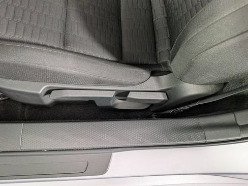 Used 2022 Toyota GR86 w/ ALL Weather Mat Package (TMS) RWD image 11