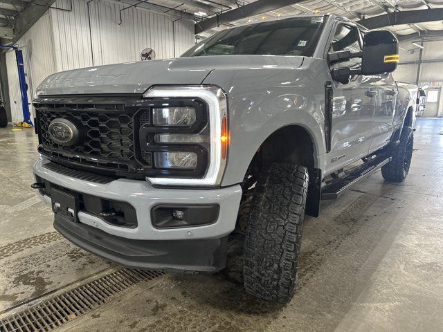 Used 2026 Ford F250 Lariat w/ Black Appearance Package AWD/4WD image 6