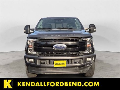 Used 2019 Ford F250 Lariat w/ Lariat Ultimate Package image 8