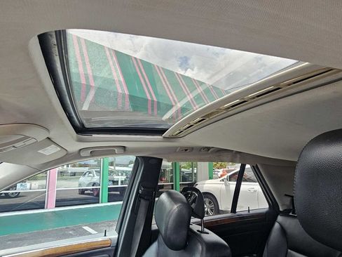 Used 2011 Mercedes-Benz ML 350 4MATIC image 13