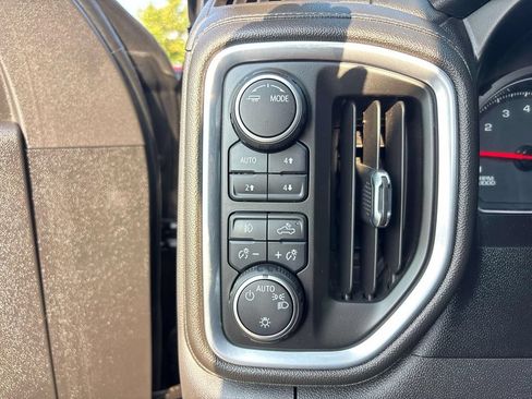 Used 2021 Chevrolet Silverado 1500 LT Trail Boss w/ Bed Protection Package AWD/4WD image 20