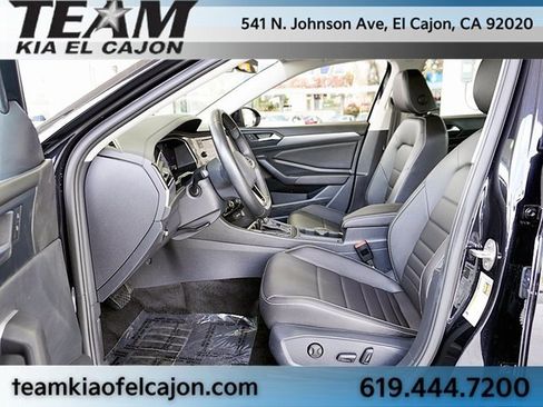 Used 2024 Volkswagen Jetta SE image 13