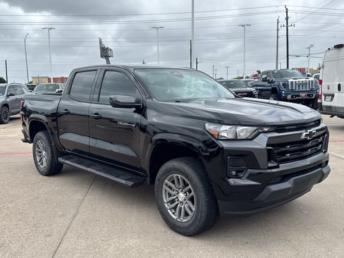 Used 2023 Chevrolet Colorado LT w/ LT Convenience Package RWD image 5