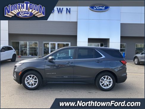 Used 2023 Chevrolet Equinox LT AWD/4WD image 1