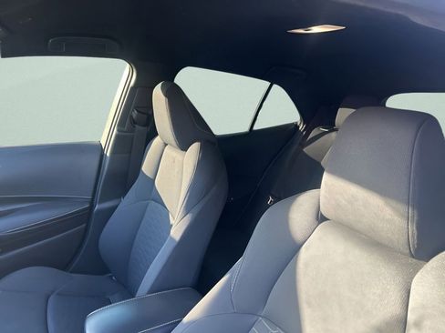 Used 2025 Toyota Corolla SE image 19