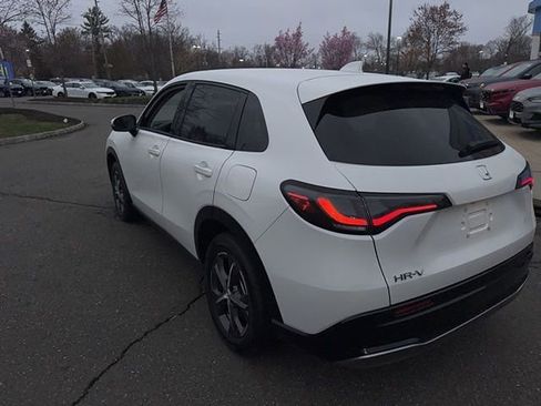 Used 2023 Honda HR-V EX-L image 7