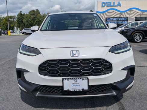 Used 2025 Honda HR-V LX image 2