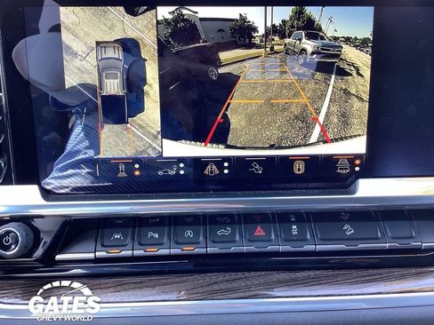 Used 2026 Chevrolet Silverado 1500 LT Trail Boss w/ LT Trail Boss Premium Package AWD/4WD image 17