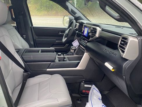 New 2026 Toyota Tundra SR5 image 15