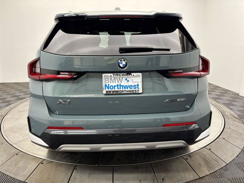 Used 2025 BMW X1 xDrive28i w/ Technology Package AWD/4WD image 15