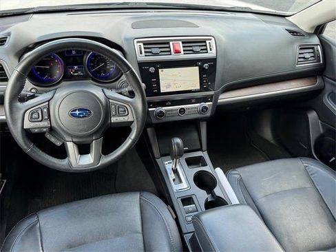 Used 2017 Subaru Outback 2.5i Limited image 11