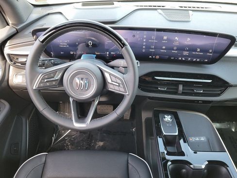 New 2026 Buick Enclave Avenir w/ Super Cruise Package FWD image 9