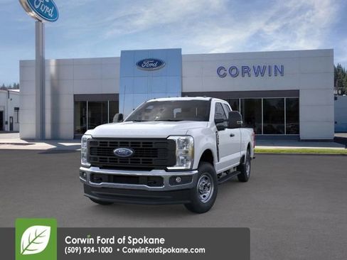 New 2026 Ford F350 XL w/ XL Chrome Package image 4