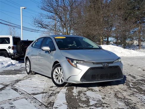 Used 2020 Toyota Corolla LE image 30