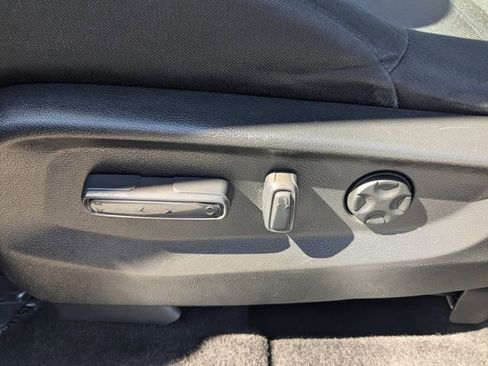 Used 2022 Honda CR-V EX image 17