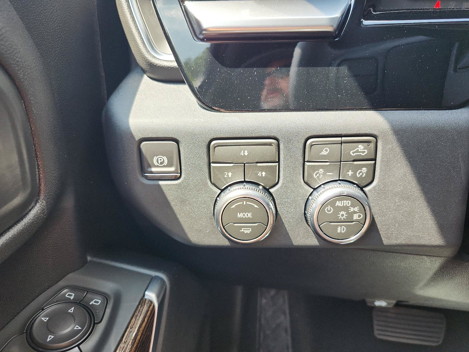 New 2026 GMC Sierra 3500 SLE AWD/4WD image 19