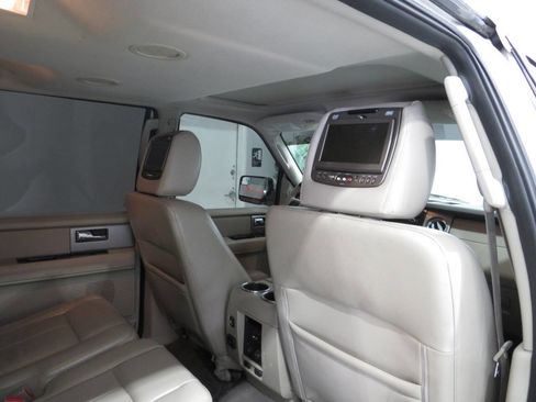 Used 2012 Ford Expedition Limited RWD image 12