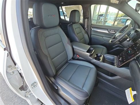 New 2026 GMC Terrain AT4 w/ LPO, Floor Liner Package image 18