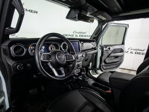 Used 2023 Jeep Wrangler Unlimited Rubicon 392 AWD/4WD image 22