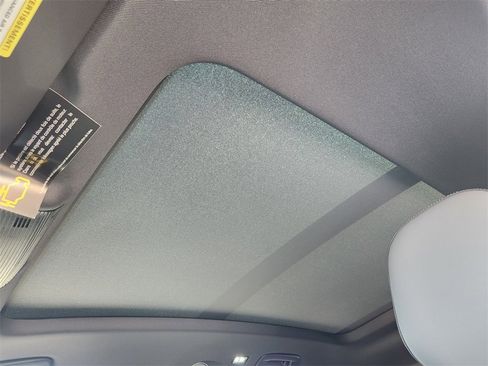 New 2026 Volkswagen Tiguan SE R-Line image 14