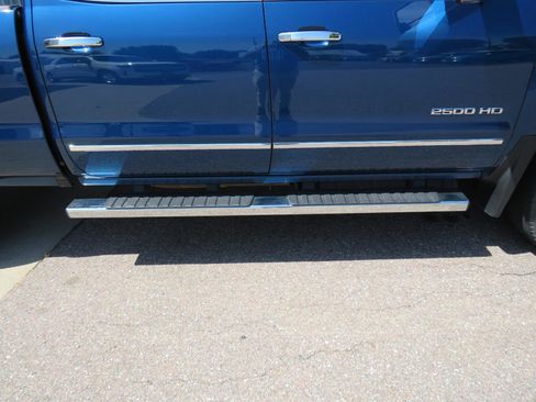 Used 2019 Chevrolet Silverado 2500 LTZ w/ Duramax Plus Package image 15