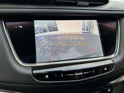 Used 2017 Cadillac XT5 Luxury w/ Driver Awareness Package image 25