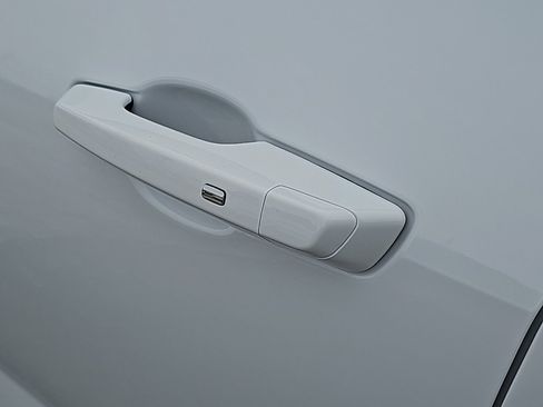 Certified 2026 GMC Terrain Elevation w/ LPO, Floor Liner Package image 9