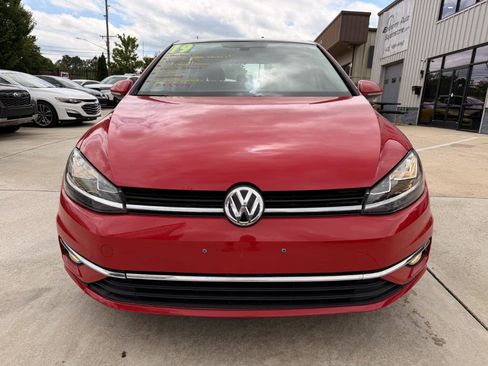 Used 2019 Volkswagen Golf SE FWD image 19