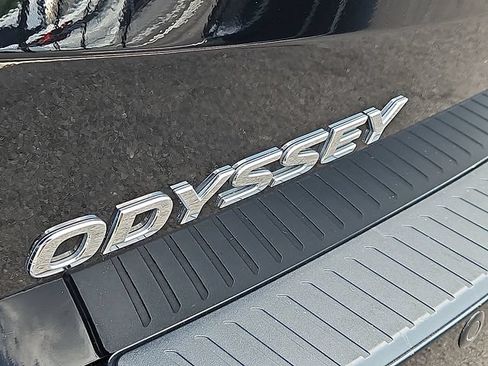Certified 2023 Honda Odyssey Elite image 30