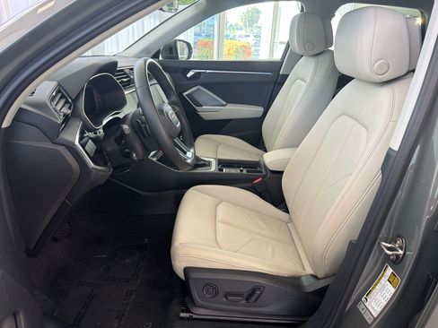 Used 2022 Audi Q3 2.0T Premium Plus AWD/4WD image 5