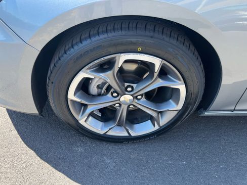 Used 2023 Chevrolet Malibu LT FWD image 6
