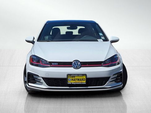 Used 2018 Volkswagen GTI SE FWD image 3
