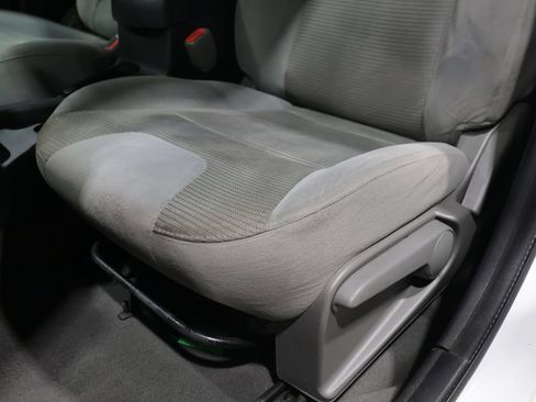 Used 2012 Nissan Sentra 2.0 S w/ Convenience Pkg FWD image 12