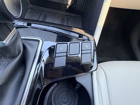 Certified 2025 Kia Sportage EX image 34